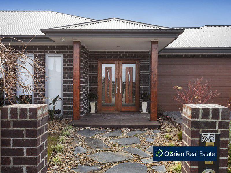 35 Bernly Boulevard, Berwick, Vic 3806 Property Details