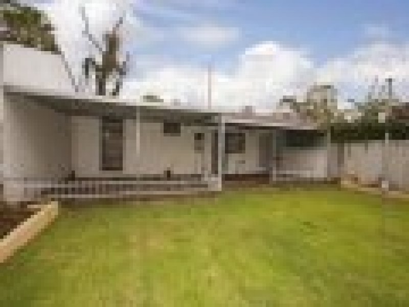 12 Pengilly Road, Orelia, WA 6167 Property Details