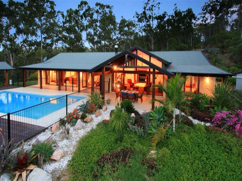 468 Clear Mountain Road, Cashmere, QLD 4500