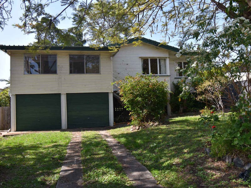 14 Sunnyside Road, Scarborough, QLD 4020