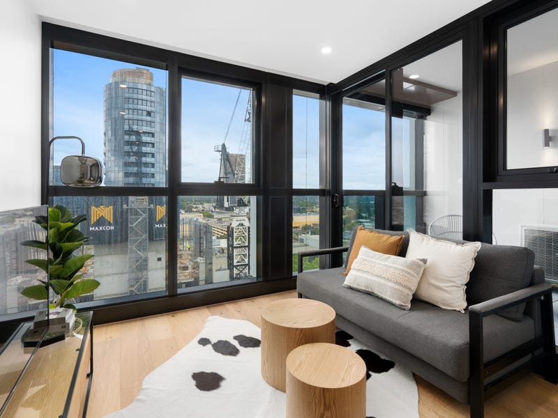 Real Estate & Property for Sale in Box Hill, VIC 3128 (+1 location) Pg