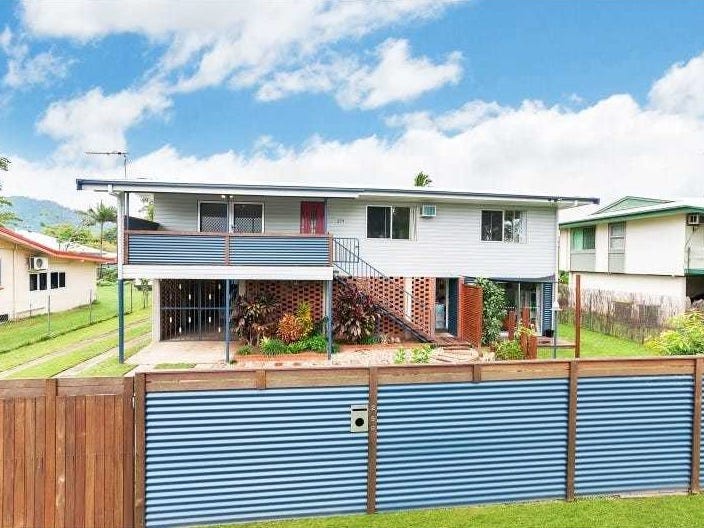 259 Pease Street, Edge Hill, Qld 4870