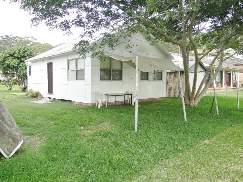 46 Albert Street, Taylors Beach, NSW 2316