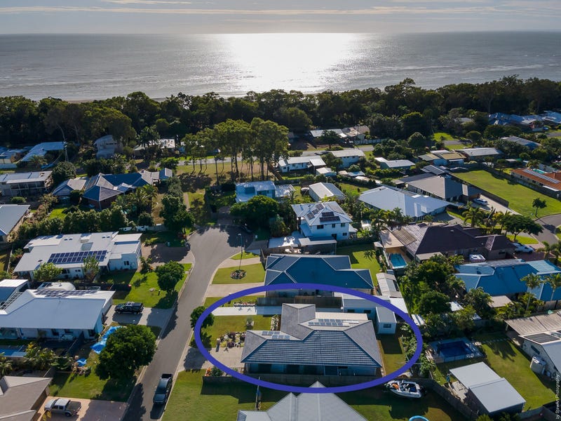 5 Beachside Court, Toogoom, Qld 4655 House for Sale