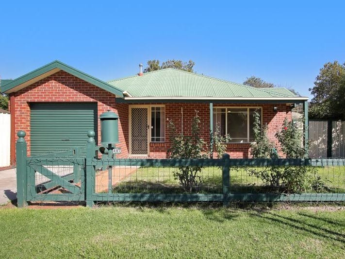 487 Heriot Street, Lavington, NSW 2641