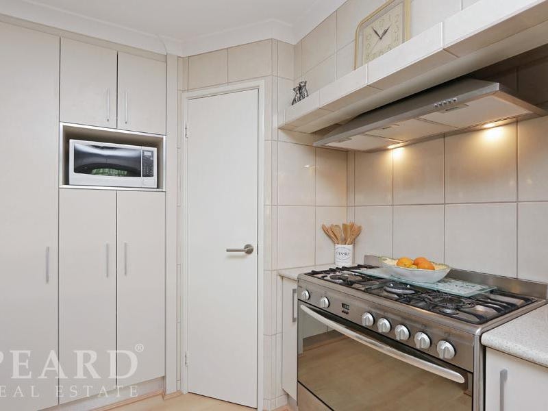 9 Beilson Court Canning Vale Wa 6155 Property Details