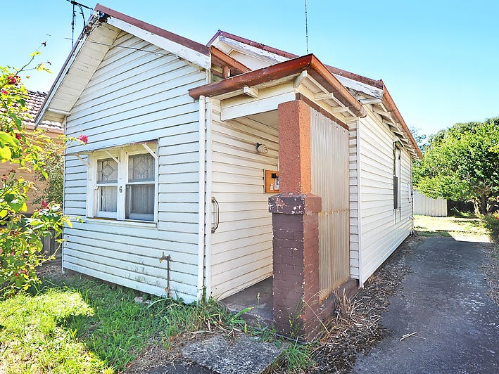 6 La Trobe Street, Redan, Vic 3350 Property Details