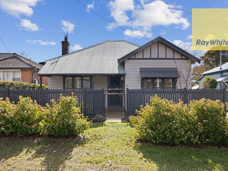 62 Wade Street, Crookwell, NSW 2583 Property Details