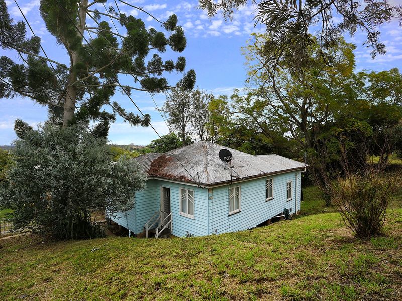 22 Clay Street, Ipswich, Qld 4305 Property Details