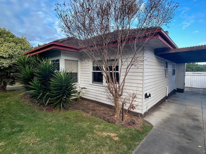 29 Carpenter Street, Lakes Entrance, VIC 3909