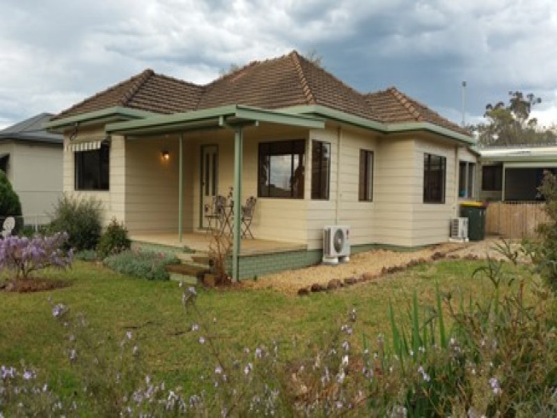 68 Tilga St, Canowindra, NSW 2804 Property Details