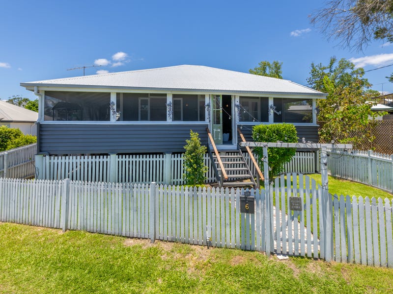 6 Street, Woodford, Qld 4514 House for Sale