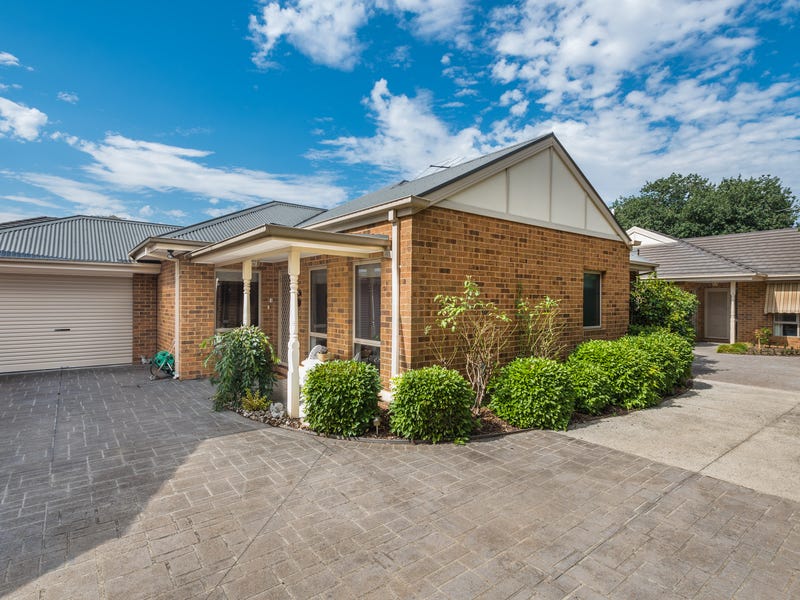 Unit 2, 1517 Rodney Street, Gisborne, Vic 3437 Property Details
