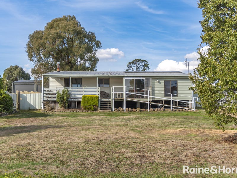 7 Cooke Street, Elphinstone, Vic 3448 Property Details