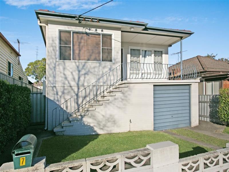 7 Barton Street, Mayfield, NSW 2304 Property Details