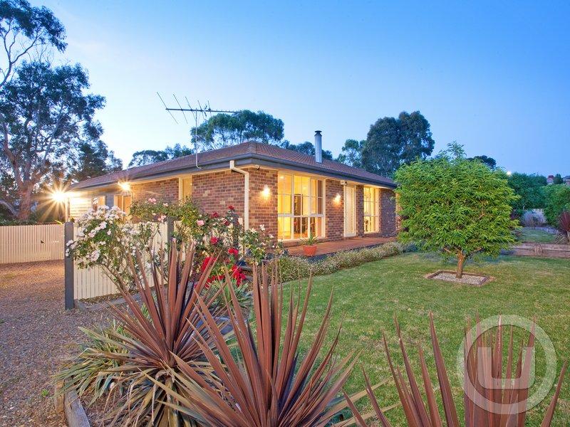 17 Padua Drive, Mornington, VIC 3931