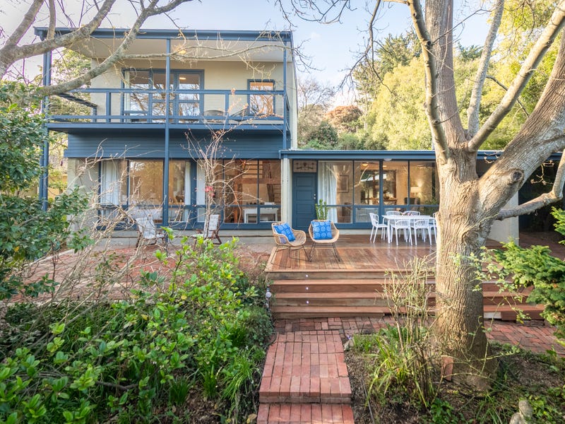 10 Dell Road, Stirling, SA 5152 Property Details