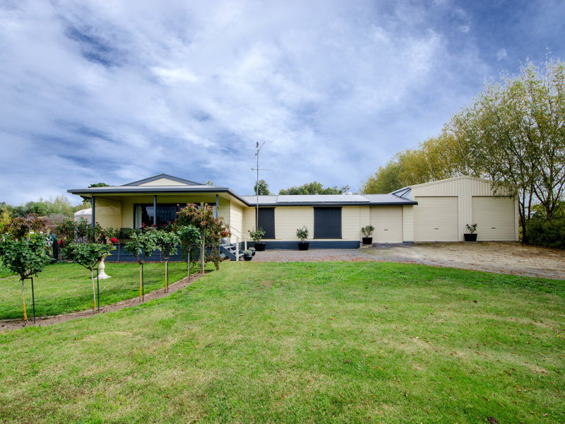 83 Lake Edward Road, Glencoe, SA 5291 Property Details