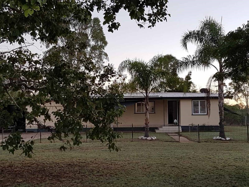 6 Hillview Crescent, Collinsville, Qld 4804 Property Details