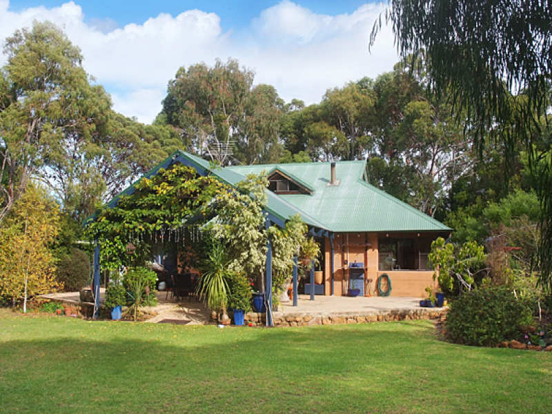 13 Mansfield Avenue, Margaret River, WA 6285