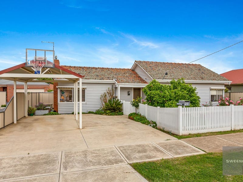 21 Manor Street, Bacchus Marsh, VIC 3340