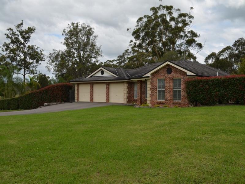 5 Eskdale Park Drive, Seaham, NSW 2324