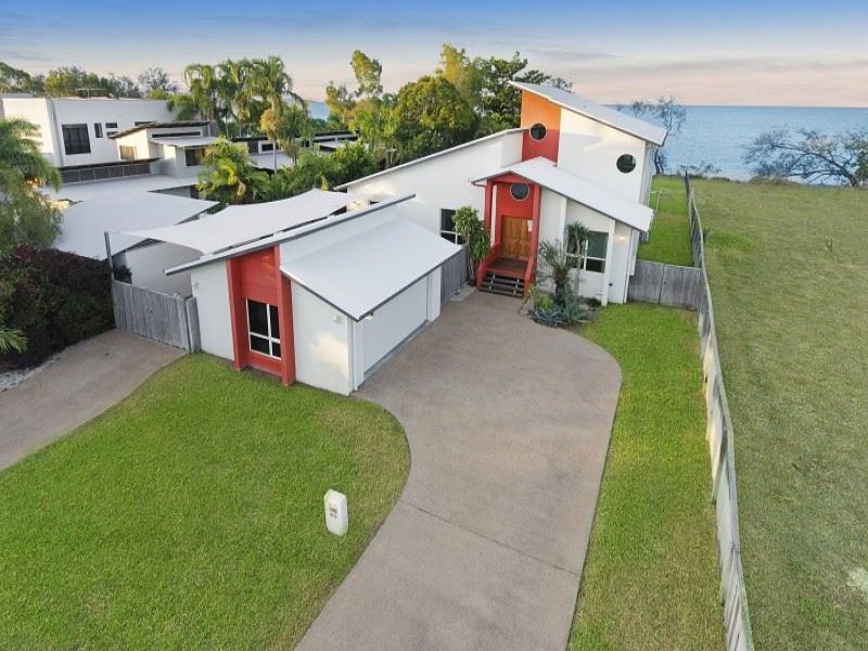 40 Waterview Drive, Bushland Beach, QLD 4818