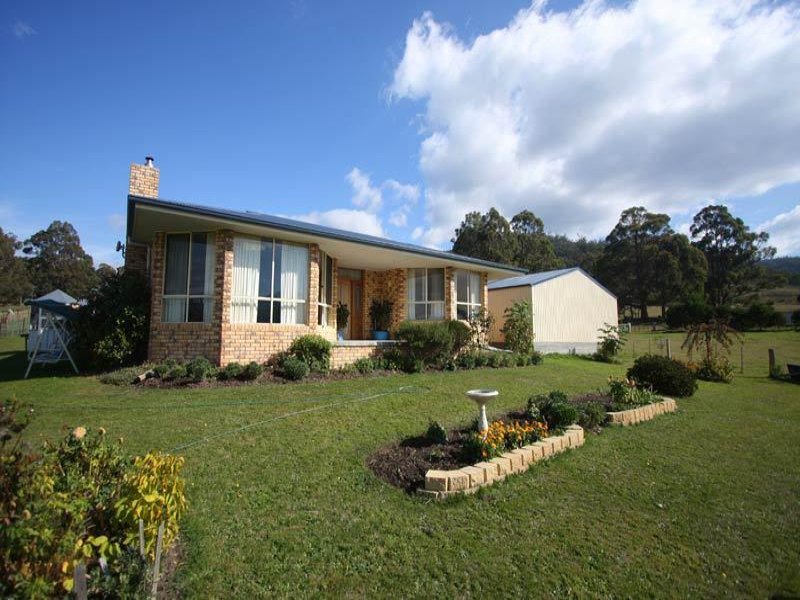 15 Cross Road, Crabtree, TAS 7109