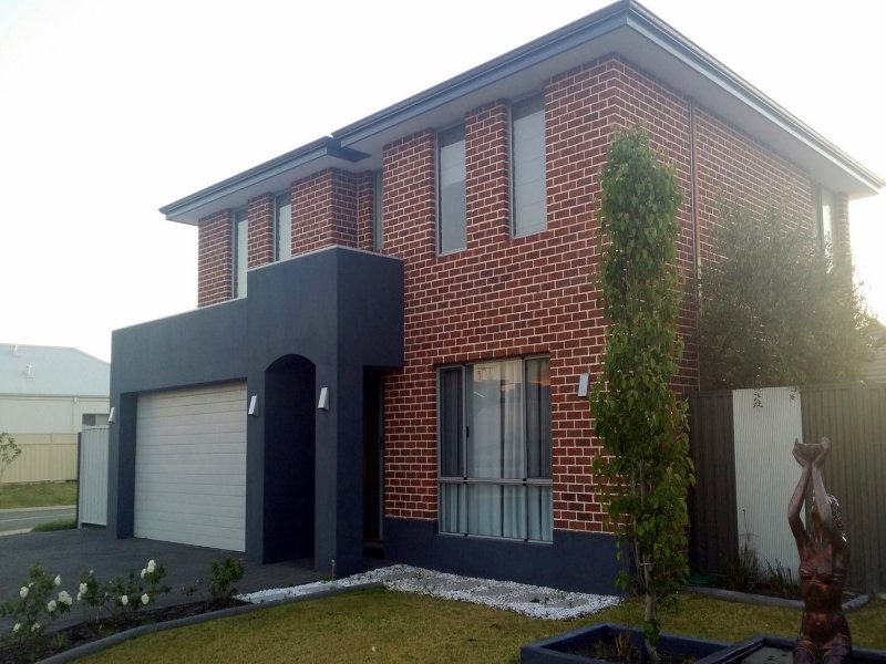 36 Coogee Road, Munster, WA 6166 Property Details