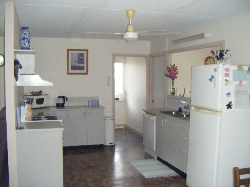 9 Perry Road, Walkerston, Qld 4751 Property Details