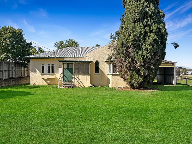 17 Albert Street, Rosewood, Qld 4340 Property Details