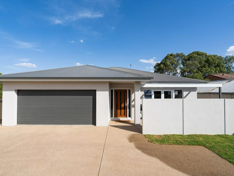 11A Day Street, Wagga Wagga, NSW 2650