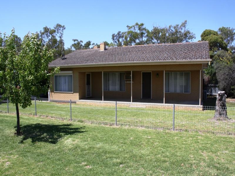 19 Campbell Street, Nhill, Vic 3418 Property Details