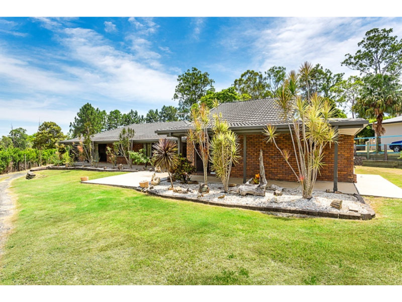 3436 Lincoln Green Drive, Forestdale, Qld 4118 Property Details