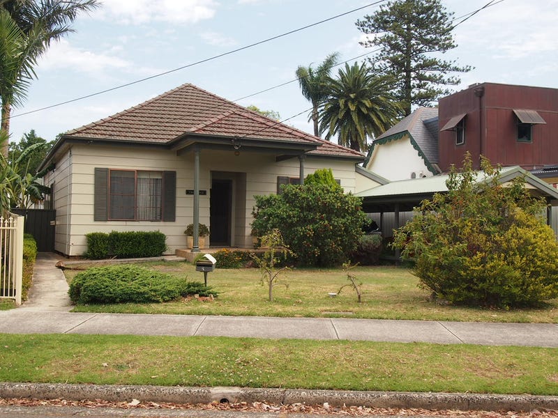 21 Prospect Road, Peakhurst, NSW 2210