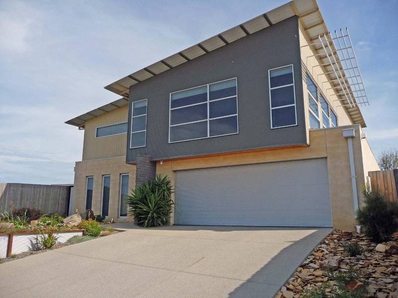 14 Manhattan Drive, Leopold, VIC 3224