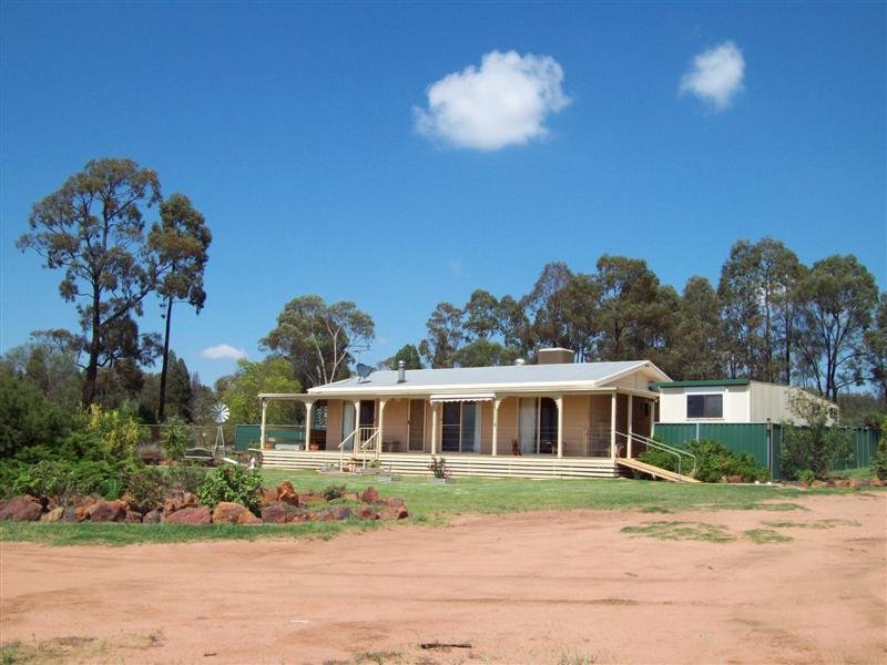 105L MENDOORAN ROAD, Dubbo, NSW 2830 Property Details