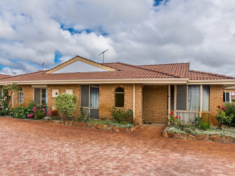 10/28 Marangaroo Drive, Marangaroo, WA 6064