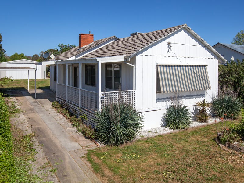 26 Huonkiewa Road, Tangambalanga, VIC 3691