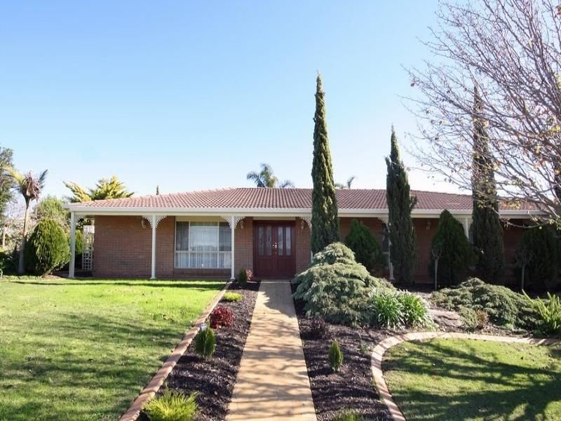 32 Petworth Parade, Greenwith, SA 5125 Property Details