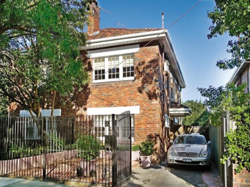 20 Ellerslie Place, Toorak, Vic 3142 Property Details