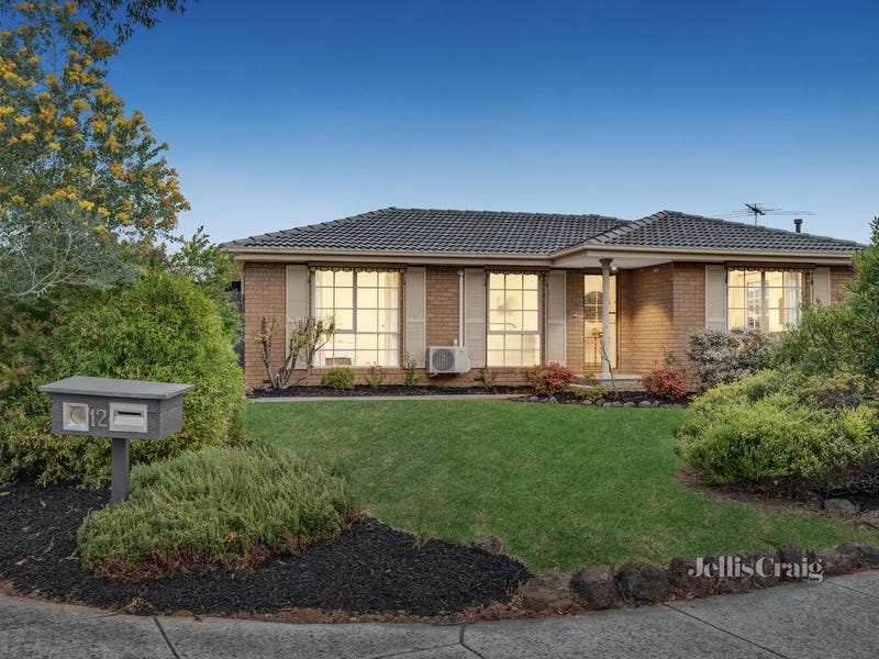 12 Westburn Grove, Scoresby, Vic 3179 House for Sale