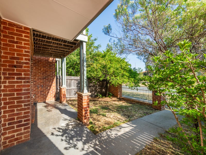 338 Anthony Rolfe Avenue, Gungahlin, ACT 2912 Townhouse for Sale