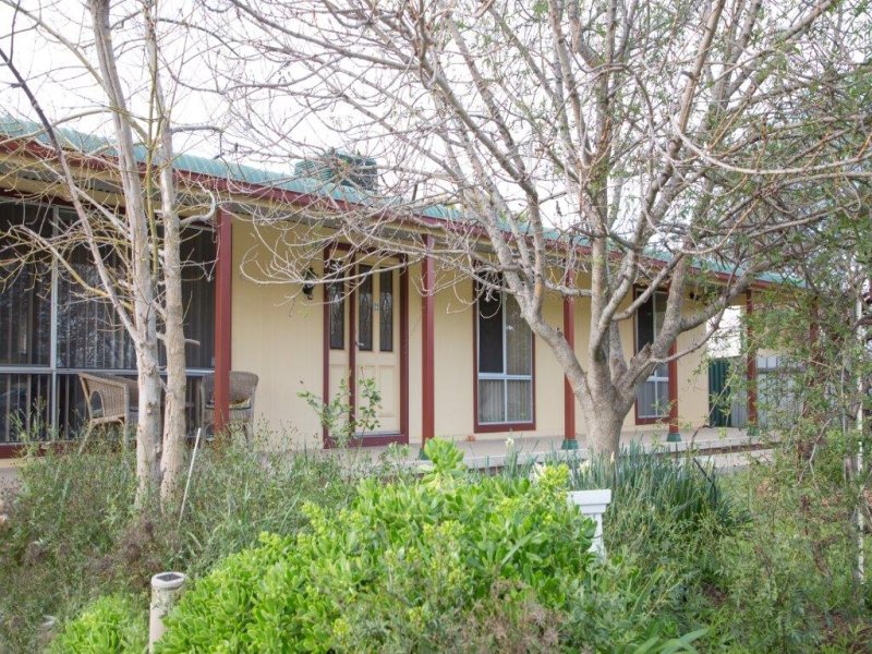 37 Henry Street, Yenda, NSW 2681 Property Details