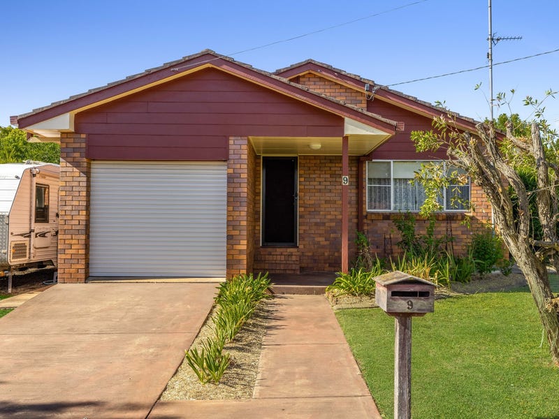 9 Hinkler Crescent, Wilsonton, Qld 4350 House for Sale realestate