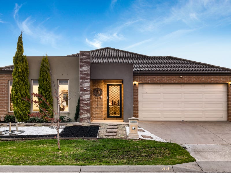 33 Warbler Street, Pakenham, VIC 3810