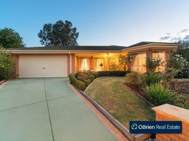 6 Sue Place, Berwick, VIC 3806