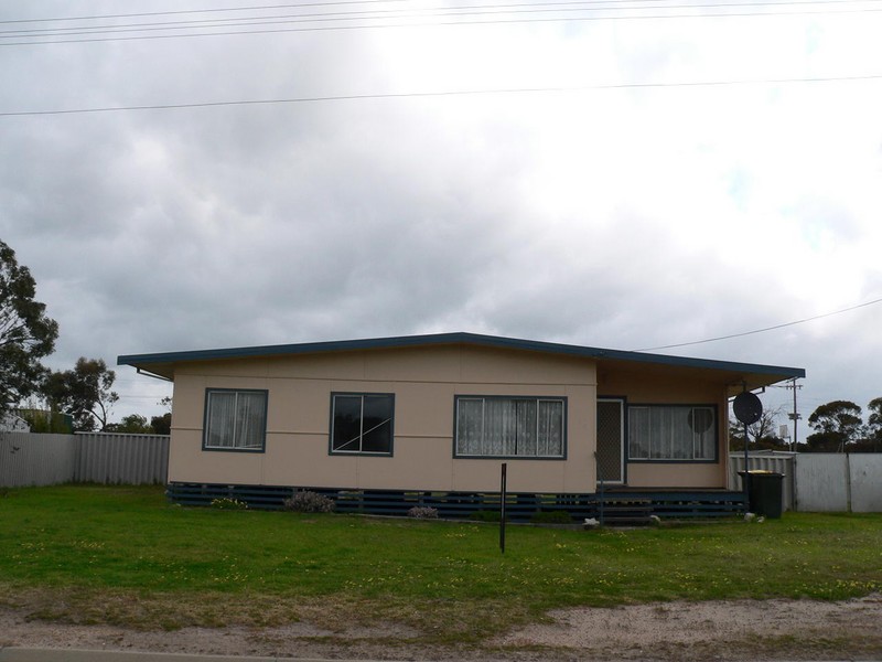 19 House Street, Gnowangerup, WA 6335 Property Details