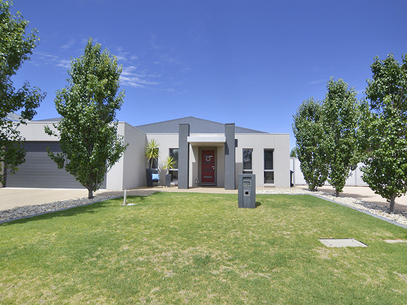 12 Dominic Court, Mildura VIC 3500