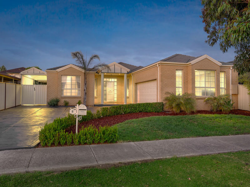 8 Mitta Place, Taylors Hill, VIC 3037
